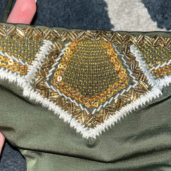 Bikini Set - Picture 2 of 4